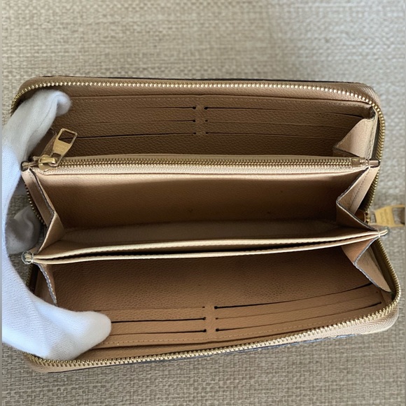 💯LV Monogram Empreinte Leather Zippy Wallet - Picture 6 of 11